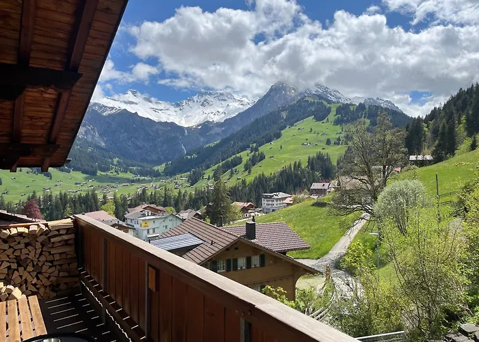 Zentrale, Gemütliche Im Schweizer Stil I Bergblick Adelboden