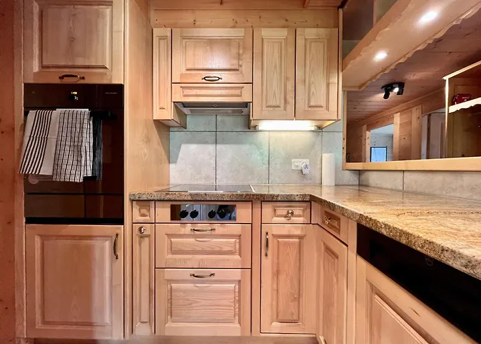 Zentrale, Gemuetliche Im Schweizer Stil I Bergblick