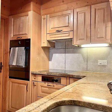 Zentrale, Gemuetliche Im Schweizer Stil I Bergblick